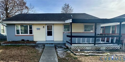 Photo of 2124 Ferndale Avenue, Petersburg, VA 23803 (MLS # 2603580)