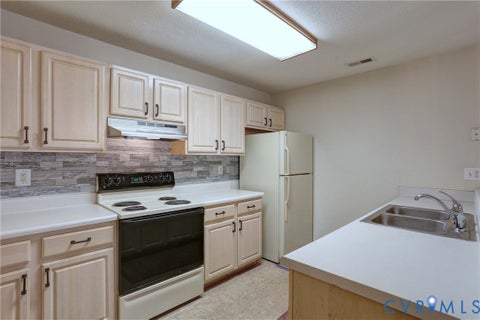 Tiny photo for 1202 Westgate Circle, Williamsburg, VA 23185 (MLS # 2627029)