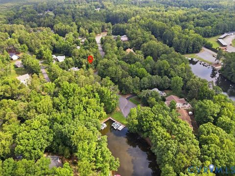Tiny photo for 801 Lake Caroline Drive, Ruther Glen, VA 22546 (MLS # 2618428)