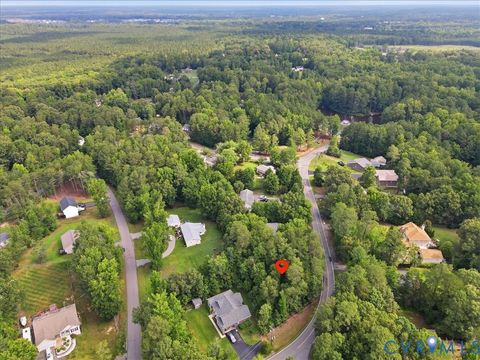 Tiny photo for 801 Lake Caroline Drive, Ruther Glen, VA 22546 (MLS # 2618428)
