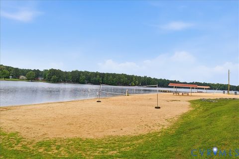 Tiny photo for 801 Lake Caroline Drive, Ruther Glen, VA 22546 (MLS # 2618428)
