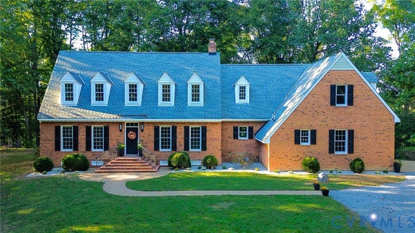 9281 PAMUNKEY CREST DR, MECHANICSVILLE, VA 23111 - Image e97cd30a8cdf8ed0e976f8d9bf23bae3/725168717