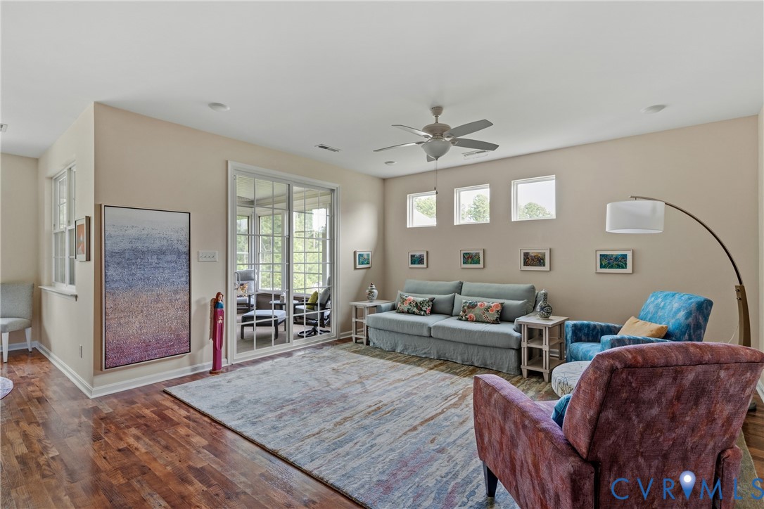 15106 Hazelbury Circle