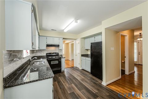 Tiny photo for 811 Kiefer Field Court, Glen Allen, VA 23059 (MLS # 2614662)