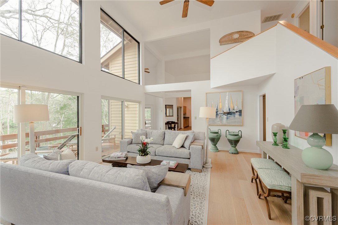 941 Wilton Coves Drive