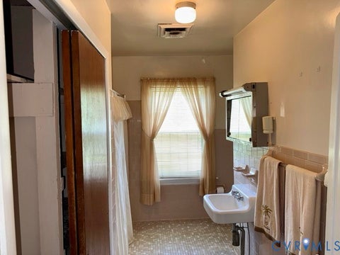 Tiny photo for 2095 Mountain Road, Glen Allen, VA 23060 (MLS # 2623381)