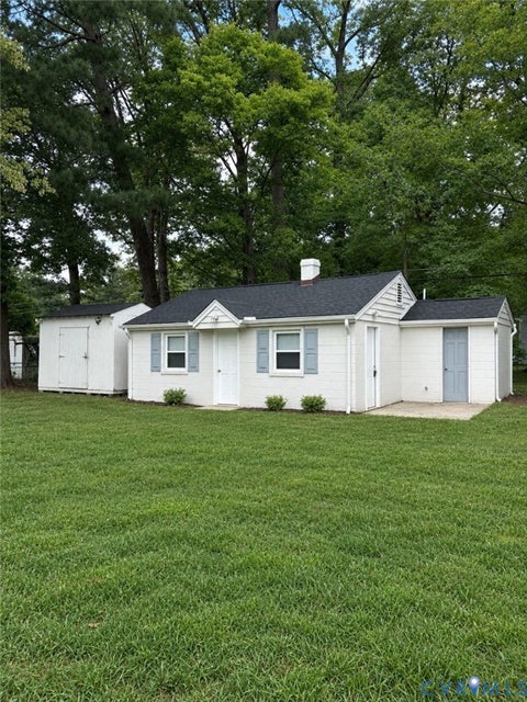 Photo of 826 Azalea Avenue, Richmond, VA 23227 (MLS # 2623413)