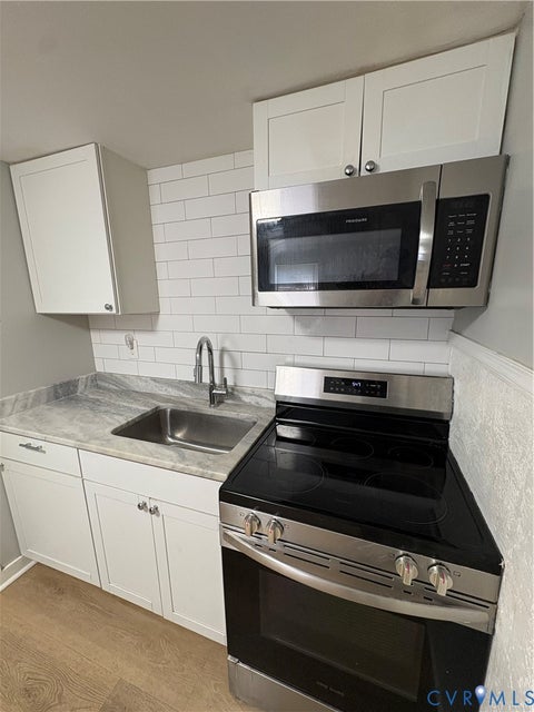 Tiny photo for 826 Azalea Avenue, Richmond, VA 23227 (MLS # 2623413)