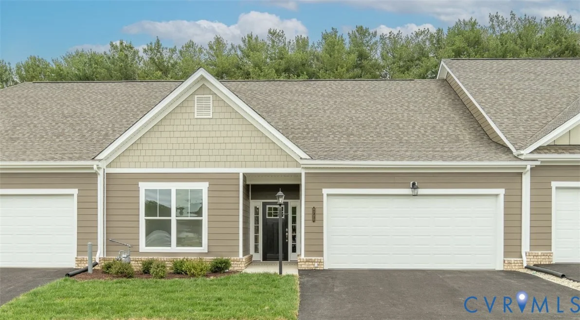 8720 Hope Farm Lane