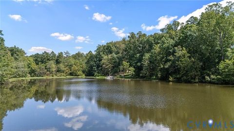 1159 Cedar Hill Road Blackstone VA 23824