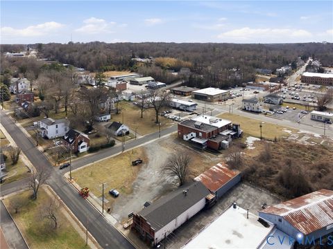 Tiny photo for 221 E Second Street, Farmville, VA 23901 (MLS # 2604232)