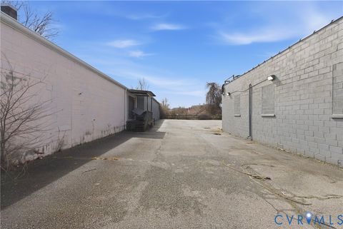 Tiny photo for 221 E Second Street, Farmville, VA 23901 (MLS # 2604232)