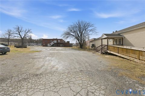 Tiny photo for 221 E Second Street, Farmville, VA 23901 (MLS # 2604232)