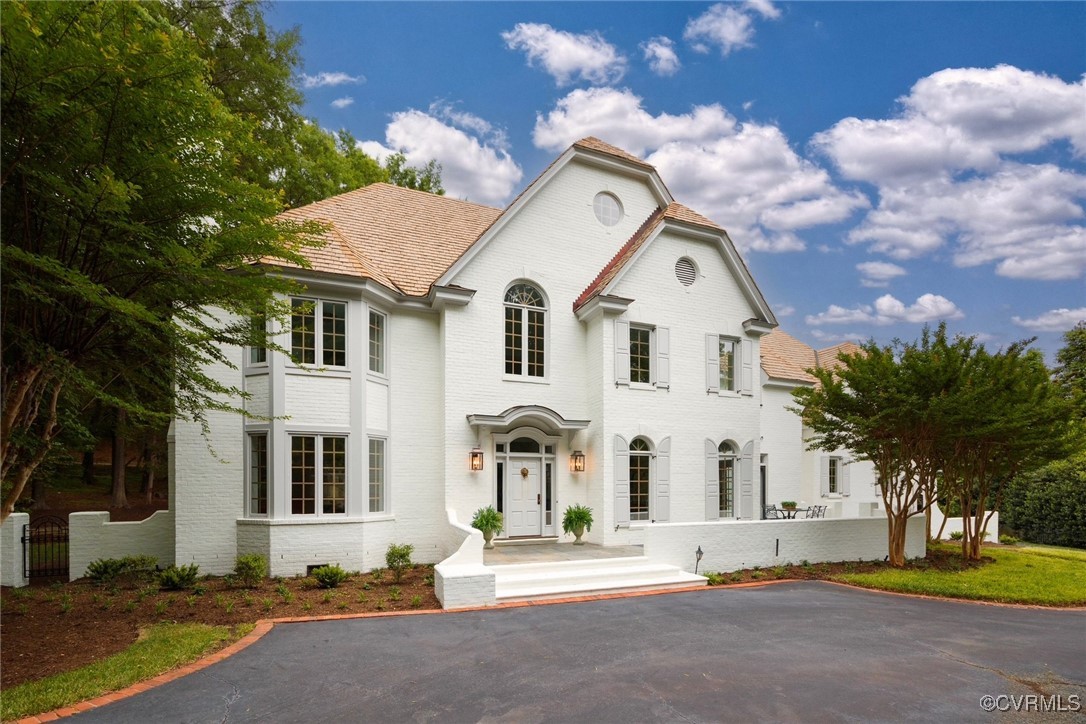 9001 Forest Ridge Court