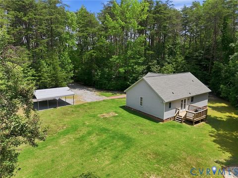 Tiny photo for 24461 Johnson Road, Amelia Courthouse, VA 23083 (MLS # 2616507)