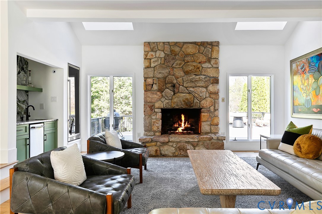 9300 S Mooreland Road