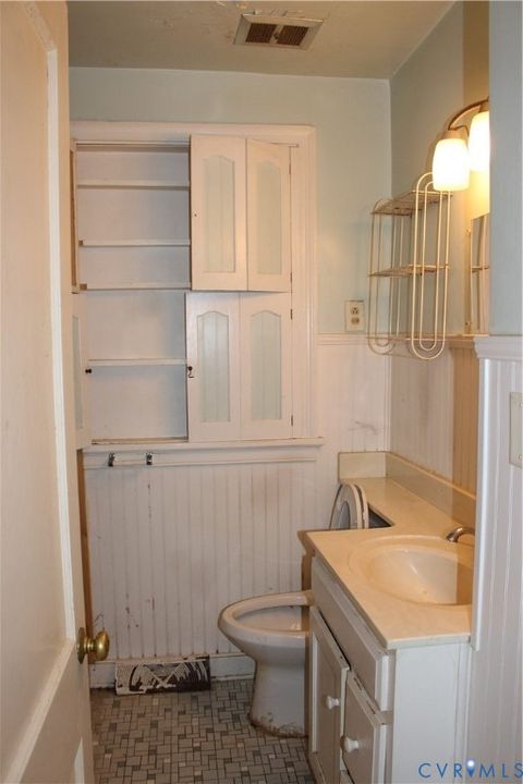 Tiny photo for 1843 Sherwood RD, Petersburg, VA 23805 (MLS # 2619611)