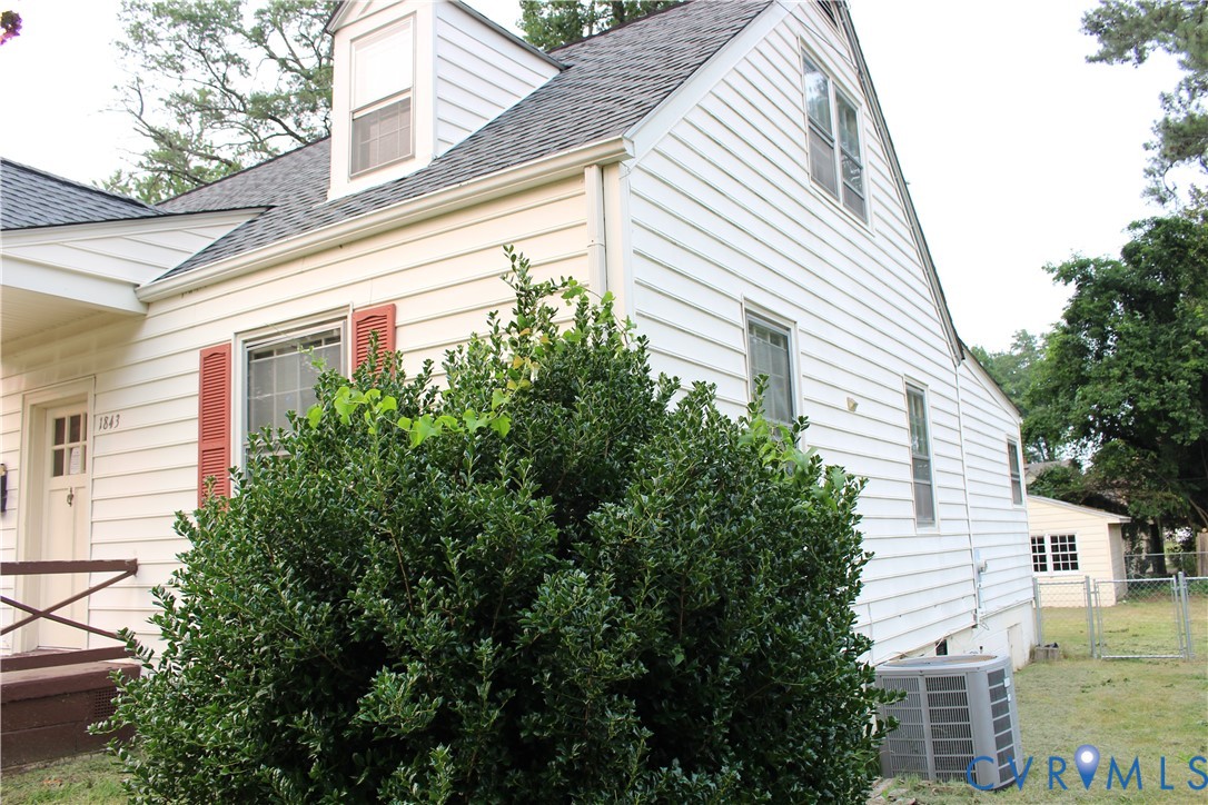 1843 Sherwood
