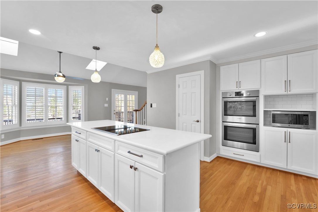 Henrico, Virginia 23233, United States, 5 Bedrooms Bedrooms, ,4 BathroomsBathrooms,Residential,Pending,14572