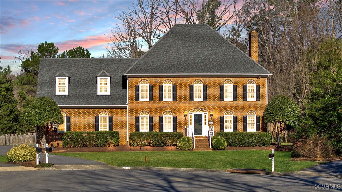 Henrico, Virginia 23233, United States, 5 Bedrooms Bedrooms, ,4 BathroomsBathrooms,Residential,Pending,14572
