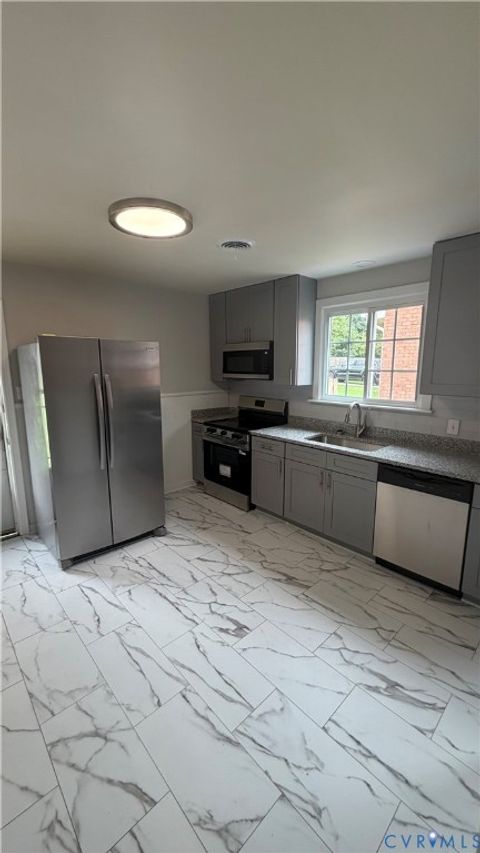 Tiny photo for 207 Mac Arthur Avenue, Colonial Heights, VA 23834 (MLS # 2618977)