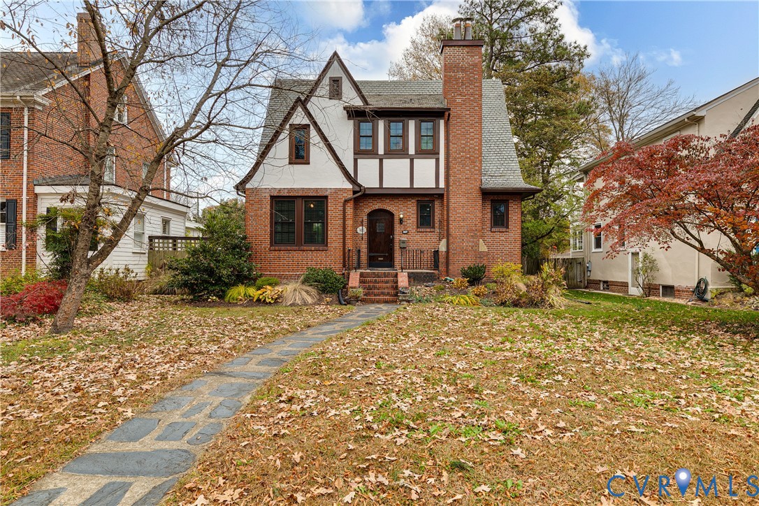 4809 E Seminary Avenue