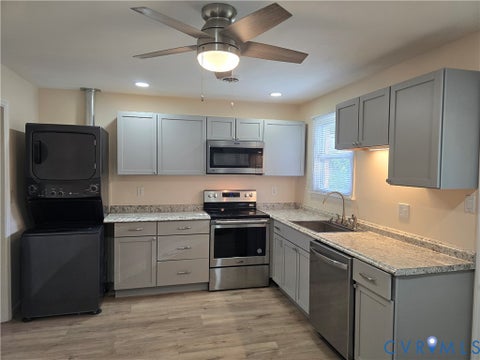 Tiny photo for 1802 Sussex Street, Richmond, VA 23223 (MLS # 2620099)