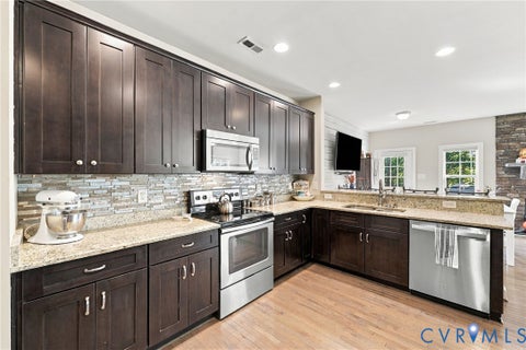 Tiny photo for 4963 Shannon Hill Road, Kents Store, VA 23084 (MLS # 2626998)