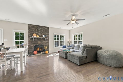 Tiny photo for 4963 Shannon Hill Road, Kents Store, VA 23084 (MLS # 2626998)