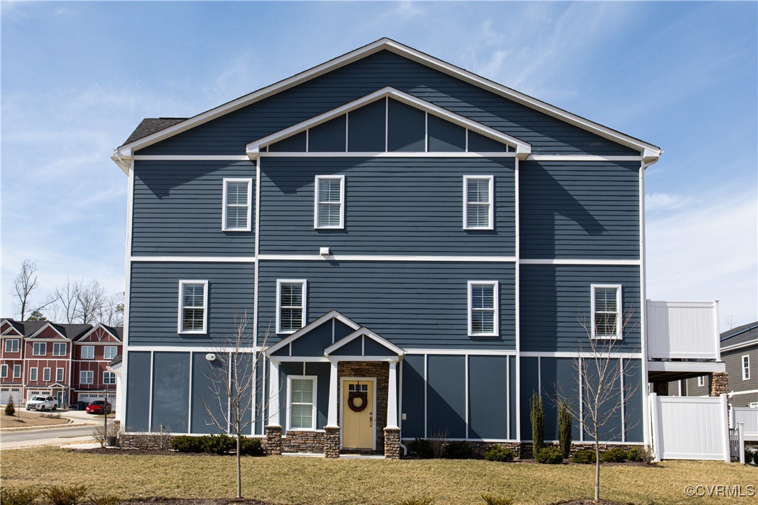 Midlothian, Virginia 23112, United States, 3 Bedrooms Bedrooms, ,4 BathroomsBathrooms,Residential,Active,80534