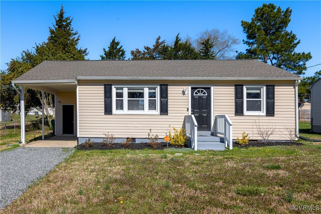 Photo for 8010 Langley Drive, Glen Allen, VA 23060 (MLS # 2507132)