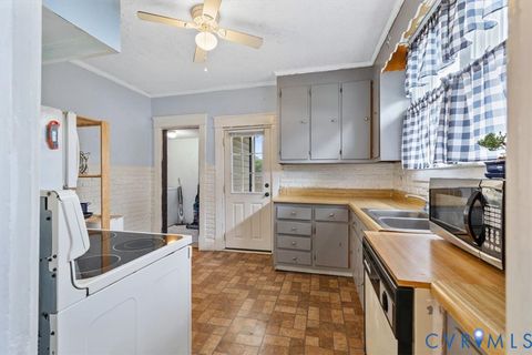 Tiny photo for 221 Piedmont Avenue, Colonial Heights, VA 23834 (MLS # 2611387)
