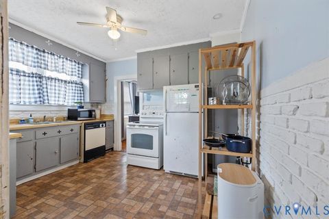 Tiny photo for 221 Piedmont Avenue, Colonial Heights, VA 23834 (MLS # 2611387)