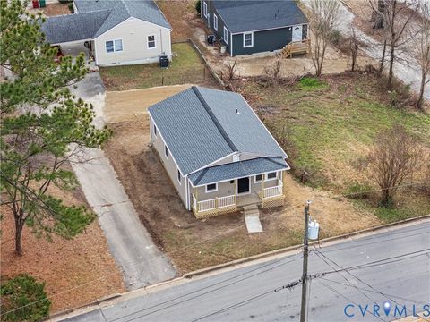 Photo of 324 St Luke Street, Petersburg, VA 23803 (MLS # 2533806)
