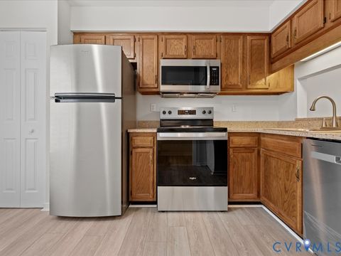 Tiny photo for 6922 E Fox Green, Chesterfield, VA 23832 (MLS # 2530185)