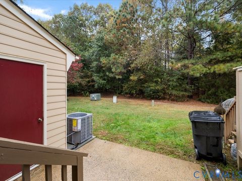 Tiny photo for 6922 E Fox Green, Chesterfield, VA 23832 (MLS # 2530185)