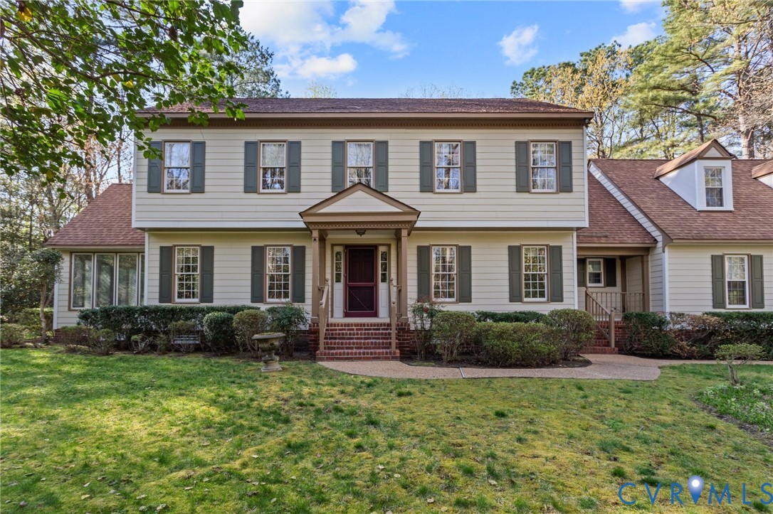 8407 Knollwood Court