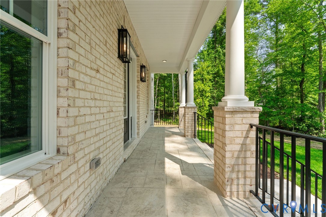 445 River Notch Drive