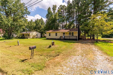 Tiny photo for 711 Luke Street, Blackstone, VA 23824 (MLS # 2620868)