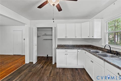 Tiny photo for 711 Luke Street, Blackstone, VA 23824 (MLS # 2620868)