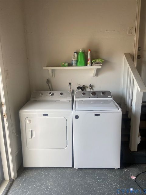 Tiny photo for 335 De Laura Drive, Newport News, VA 23608 (MLS # 2607067)