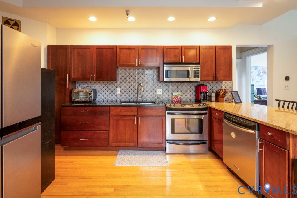 212 W Franklin Street 205