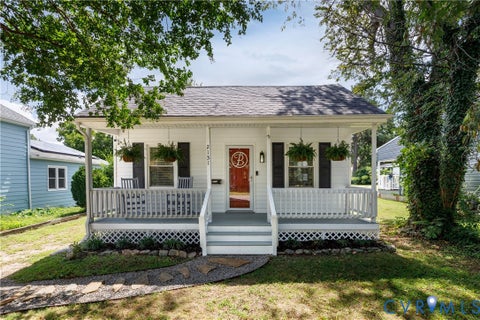 Photo of 2131 Ginter Street, Henrico, VA 23228 (MLS # 2624445)