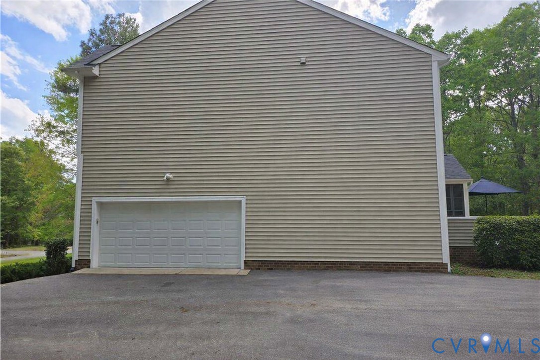 2044 Philbunny Court