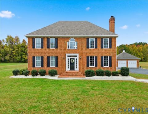 Photo of 2004 Cold Cheer Drive, Tappahannock, VA 22560 (MLS # 2530277)