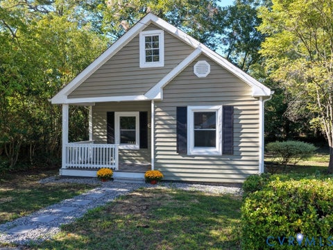 Tiny photo for 2201 Richmond Street, Hopewell, VA 23860 (MLS # 2627709)