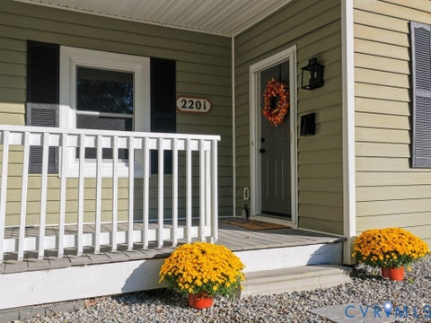 Tiny photo for 2201 Richmond Street, Hopewell, VA 23860 (MLS # 2627709)