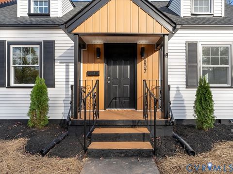 Tiny photo for 807 Hamilton Avenue, Colonial Heights, VA 23834 (MLS # 2602808)