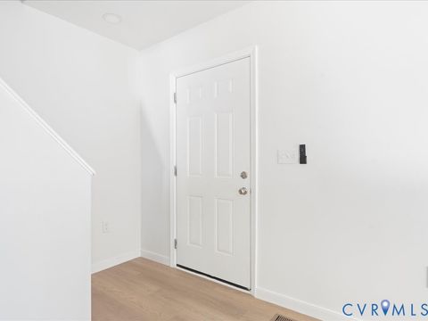 Tiny photo for 807 Hamilton Avenue, Colonial Heights, VA 23834 (MLS # 2602808)