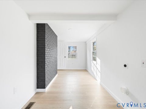 Tiny photo for 807 Hamilton Avenue, Colonial Heights, VA 23834 (MLS # 2602808)